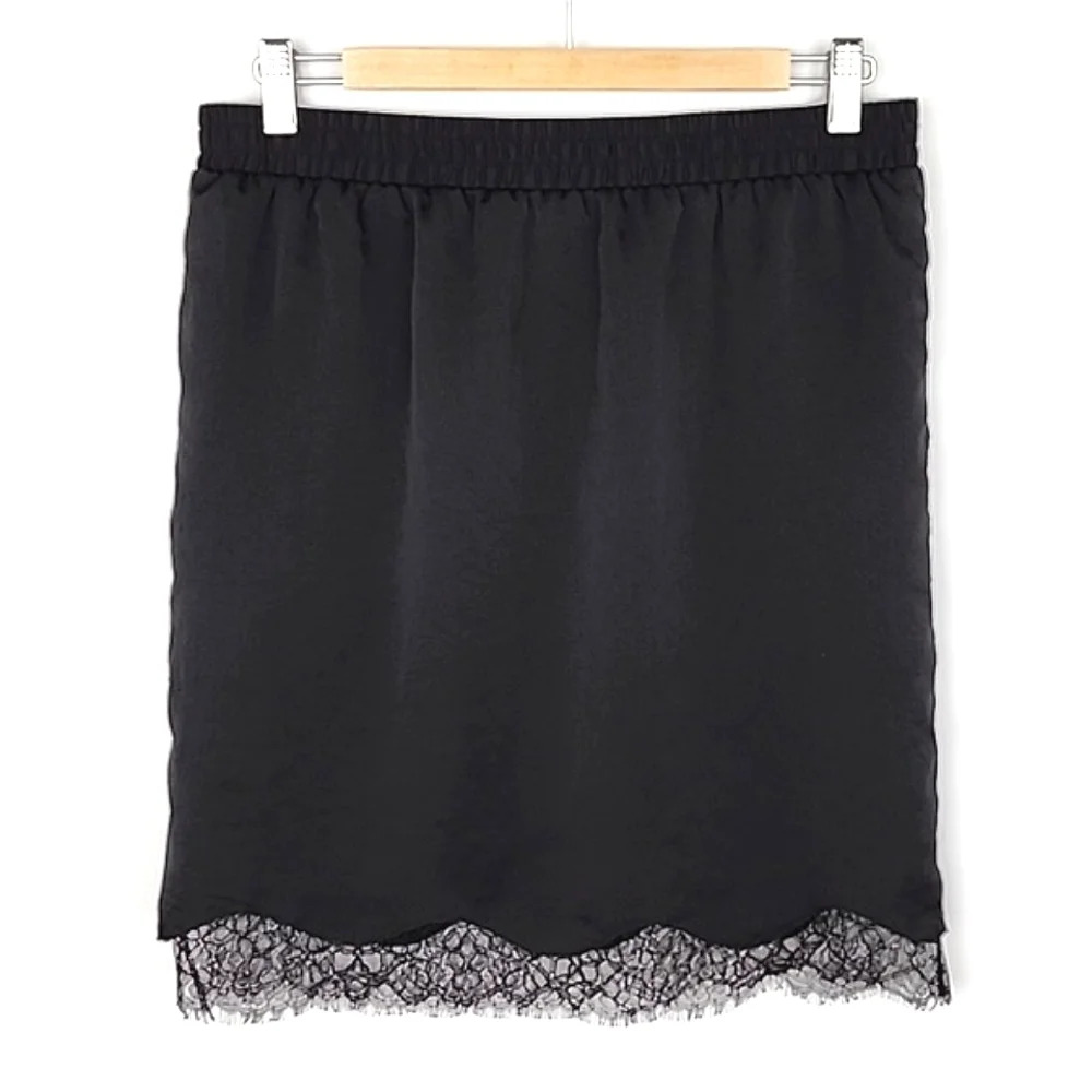 Patrizia Pepe Women's Black Knee Length Skirt Lined Lace Trim Size 44